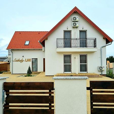 Szekely-Lak Apartman Hegykő المظهر الخارجي الصورة