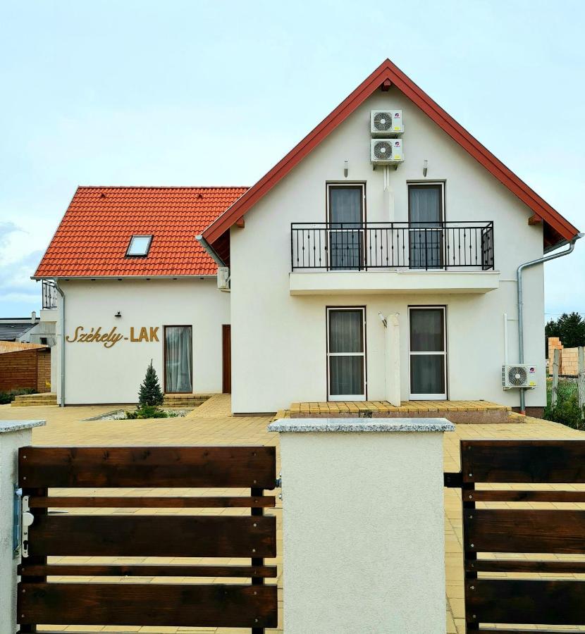 Szekely-Lak Apartman Hegykő المظهر الخارجي الصورة